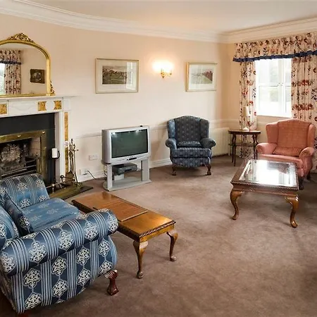 Broadmeadow Country House *